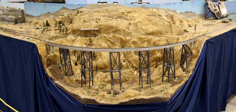 Overview of the canyon corner module as seen at the Mad City 2013 show
